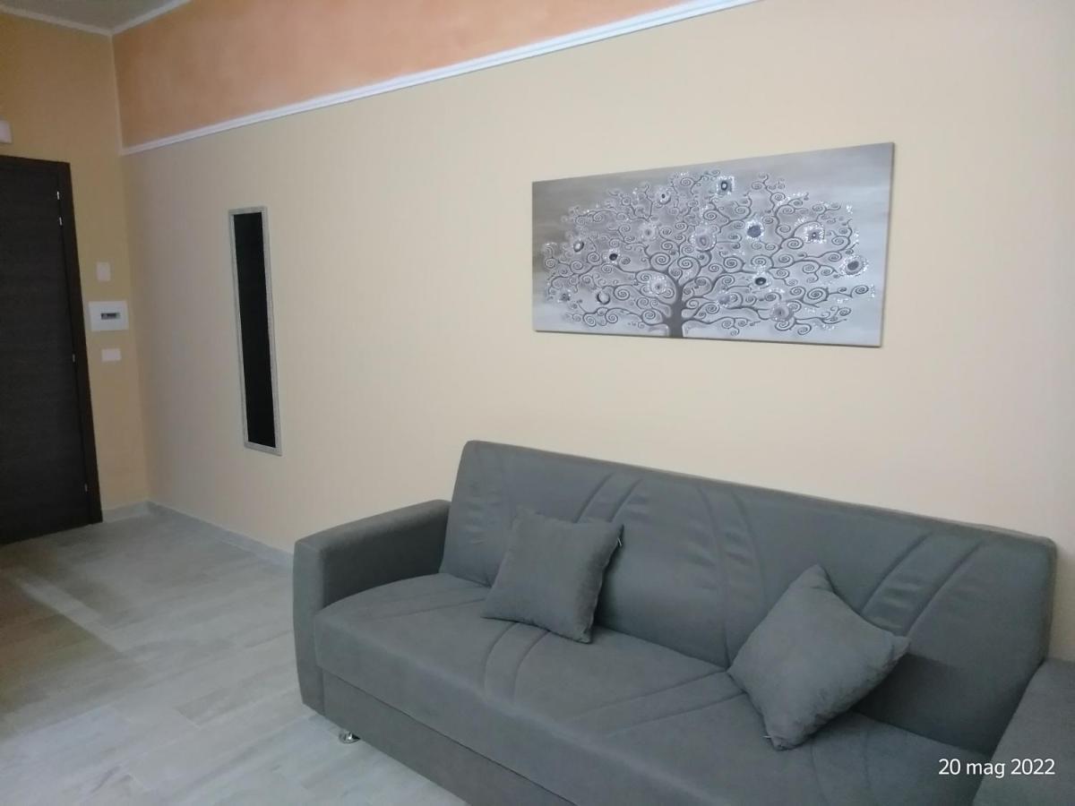 Alloggio Salmone Nel Cuore Di Soriano Soriano nel Cimino Exterior photo
